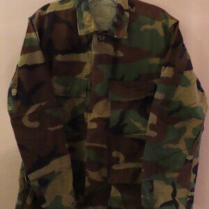 Woodland Camo Blouse; Combat; Size Small Regular
